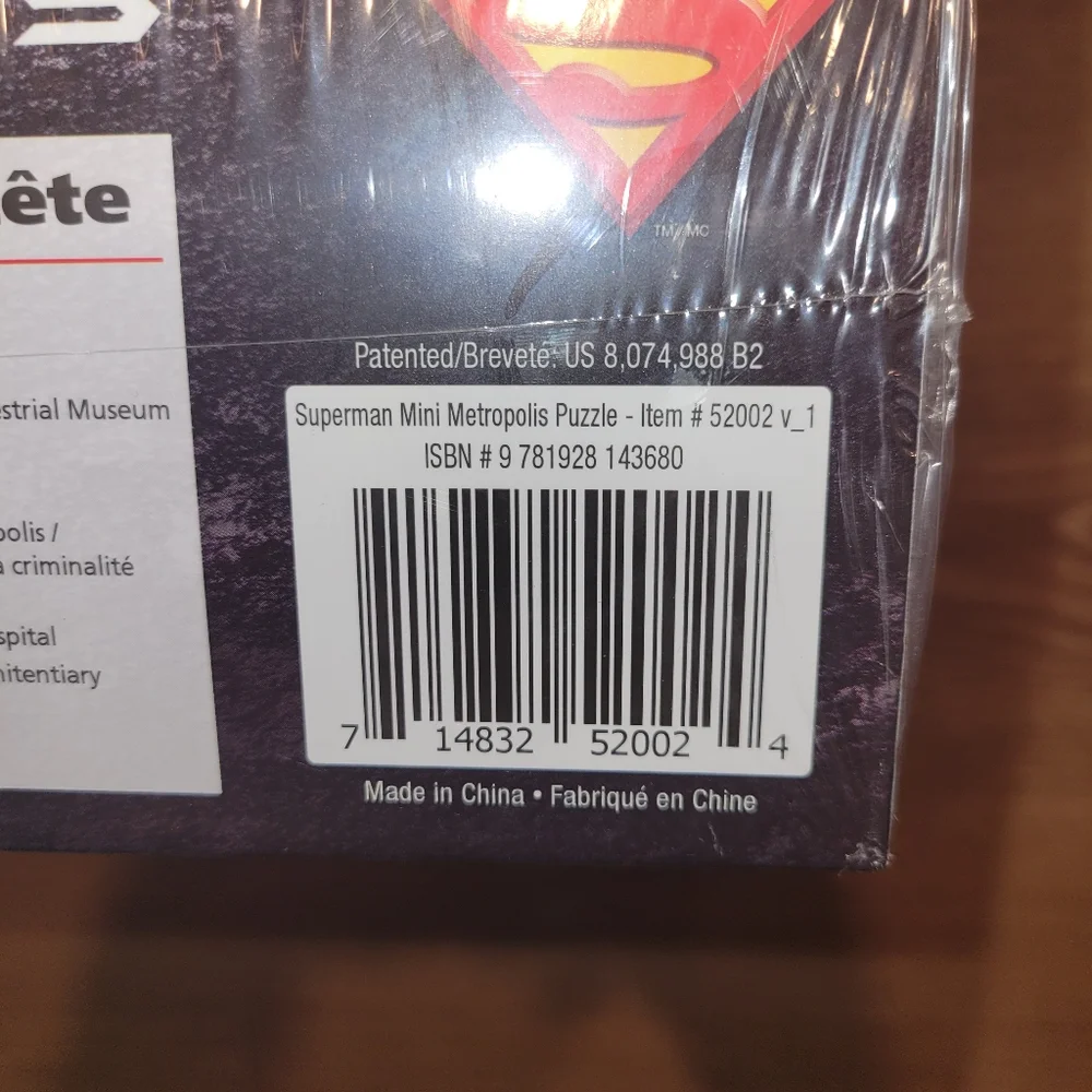 Superman 4D Puzzle Mini Metropolis 30in x 16in x 2.5in 833 pieces New